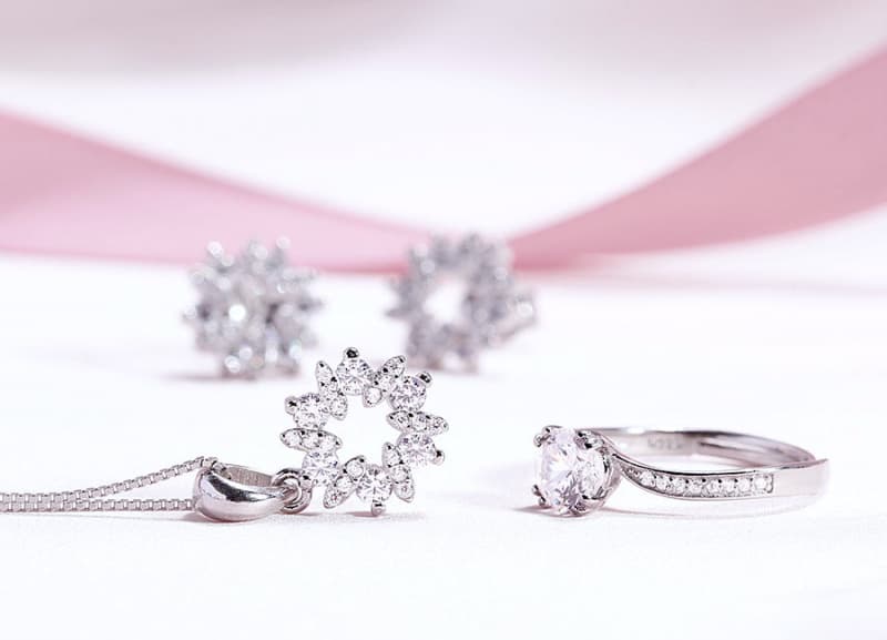 Gợi ý TOP 9 cửa hàng trang sức bạc uy tín nhất trên Shopee